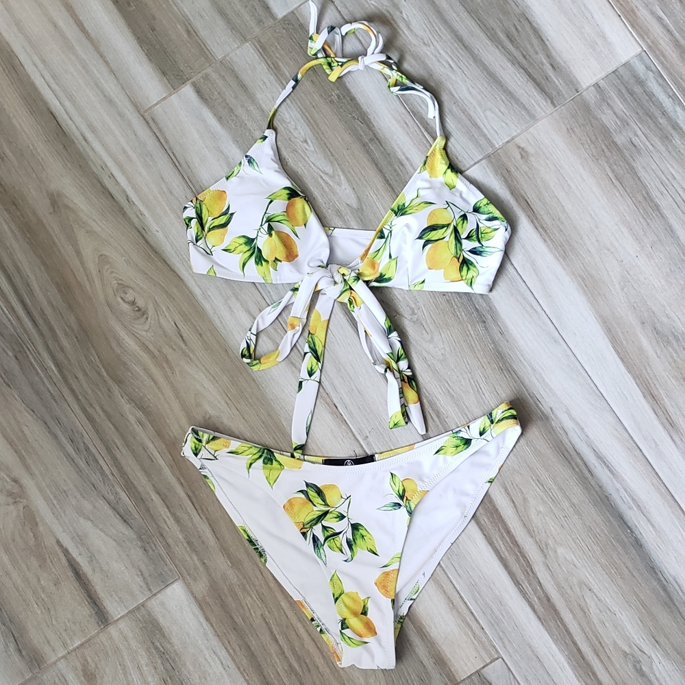 NWT Missguided | Lemon Bikini sz Small